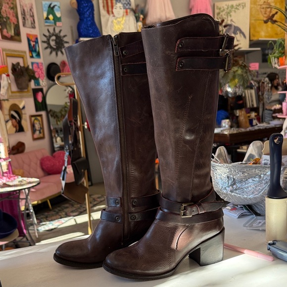 Freebird by Steven Leather Dark Brown Heeled Boots classy!! - Picture 4 of 6